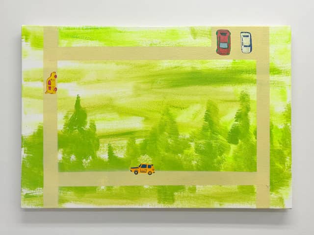 緑の車の作品:Driving on the landscape