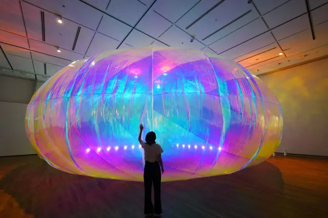 奥中章人「Synesthesia ーアートで交わる五感ー」展