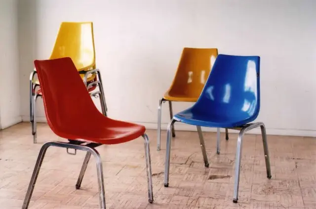 chairs 2004 Color print 40 x 60 cm