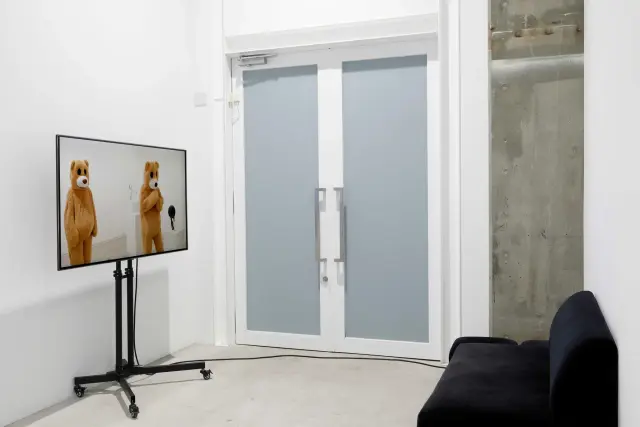 永田康祐 個展「Equilibres」展示風景、ANOMALY、東京、2021 撮影: 木奥惠三