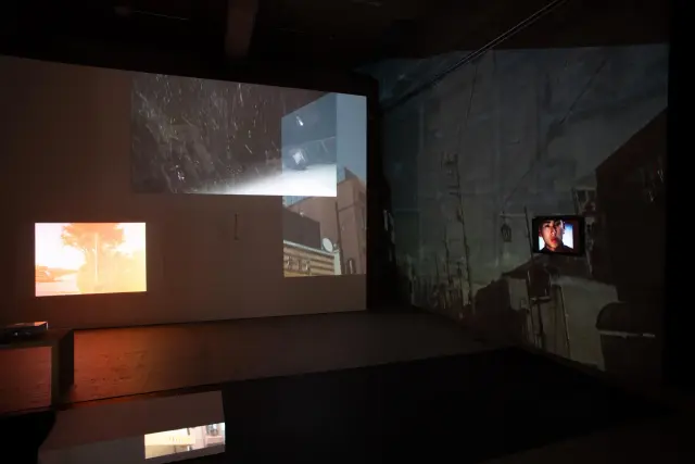 「アブストラクト権化」展示風景、ANOMALY、東京、2024年 撮影：村田冬実