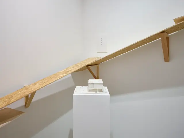 「開発再考 Vol.2, 3」展示風景、ANOMALY、東京、2022 / 撮影：三嶋一路
