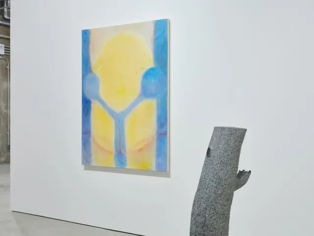 「川と子」展示風景、ANOMALY、東京、2022年 撮影：三嶋一路