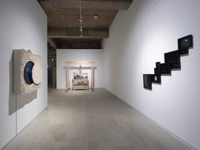 「穴の中の穴の中の穴」展示風景、ANOMALY、2025 / "A Hole within a Hole within a Hole" installation view, ANOMALY, 2025 / Photo: Kenji Morita