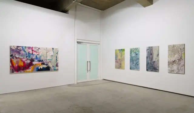 「欠片、植物、人の場所」展示風景、ANOMALY、東京、2024 撮影：長塚秀人