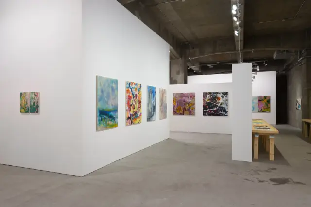 「欠片、植物、人の場所」展示風景、ANOMALY、東京、2024 撮影：長塚秀人