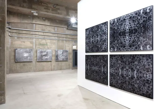 「発光する場」展示風景、ANOMALY、東京、2023 撮影：山本糾