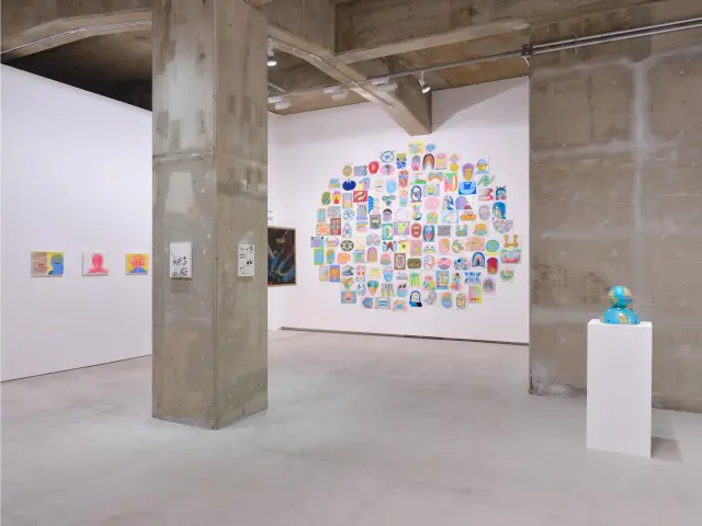 「アースデイ」展示風景、ANOMALY、東京、2024 / 撮影：三嶋一路