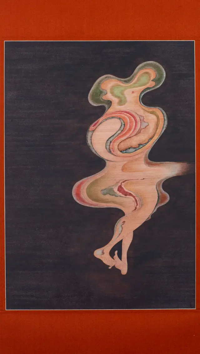 幽霊みたいに囁くGhost Like Whisper ・ 2023 ・ Japanese paper, Mineral pigment, Hanging stroke