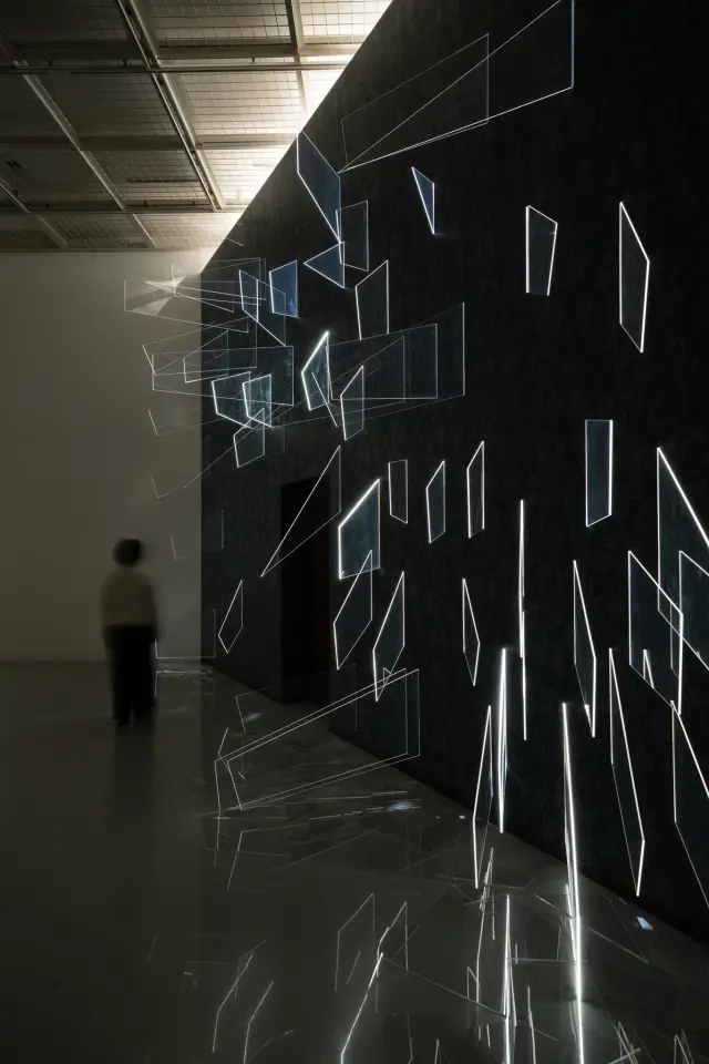 Hedgehogs ・ 2021 Tokyo ・ Wall, Acrylic resin, Bell, switch, entrance lighting, Door, photo: Ken KATO
