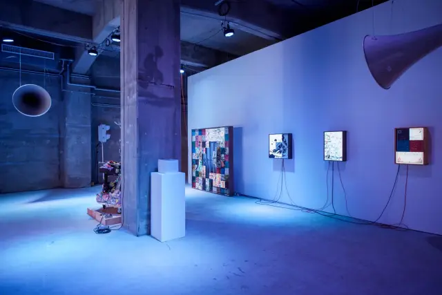 個展「God, I, Ego」展示風景、ANOMALY、東京、2026 撮影：竹久直樹