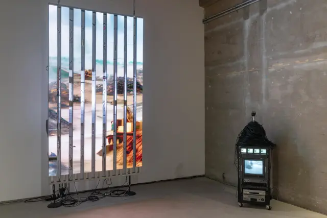 「ジャンクス・ポーツ」展示風景、ANOMALY、東京、2023 撮影: 村田冬実 courtesy of ANOMALY / “JUNK’S PORTS” Installation view, ANOMALY, Tokyo, 2023 Photo: Fuyumi Murata, courtesy of ANOMALY