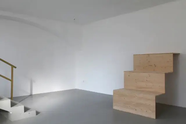 Untitled, Wood, 120 x 148 x 149 cm, 2012