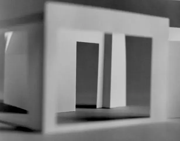 "models (from series) " 22,5 x 30 cm, b&wc print, 2012