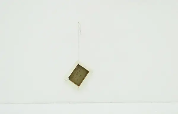 "painting of a trip" 2013, 10cent coin and canvas, 22×27cm
