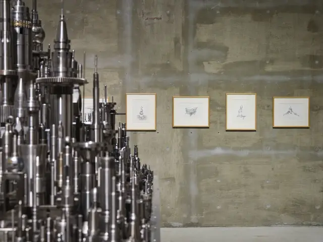 榎忠「RPM-1200」展示風景、ANOMALY、東京、2020 撮影: 三嶋一路