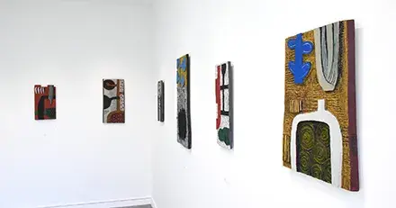 山﨑香文子展 板絵とバナナの紙の絵