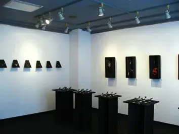 中里 弓 展